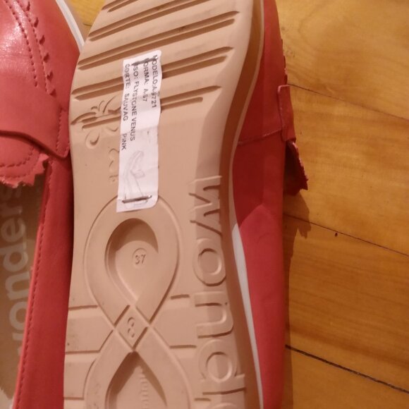 Wonders women's shoes, size 6.5 (37 Europe) new C$69 - Picture 6 of 7